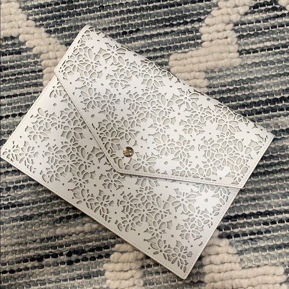kate spade Handbags - Kate Spade cream clutch NEW REDUCTION!!